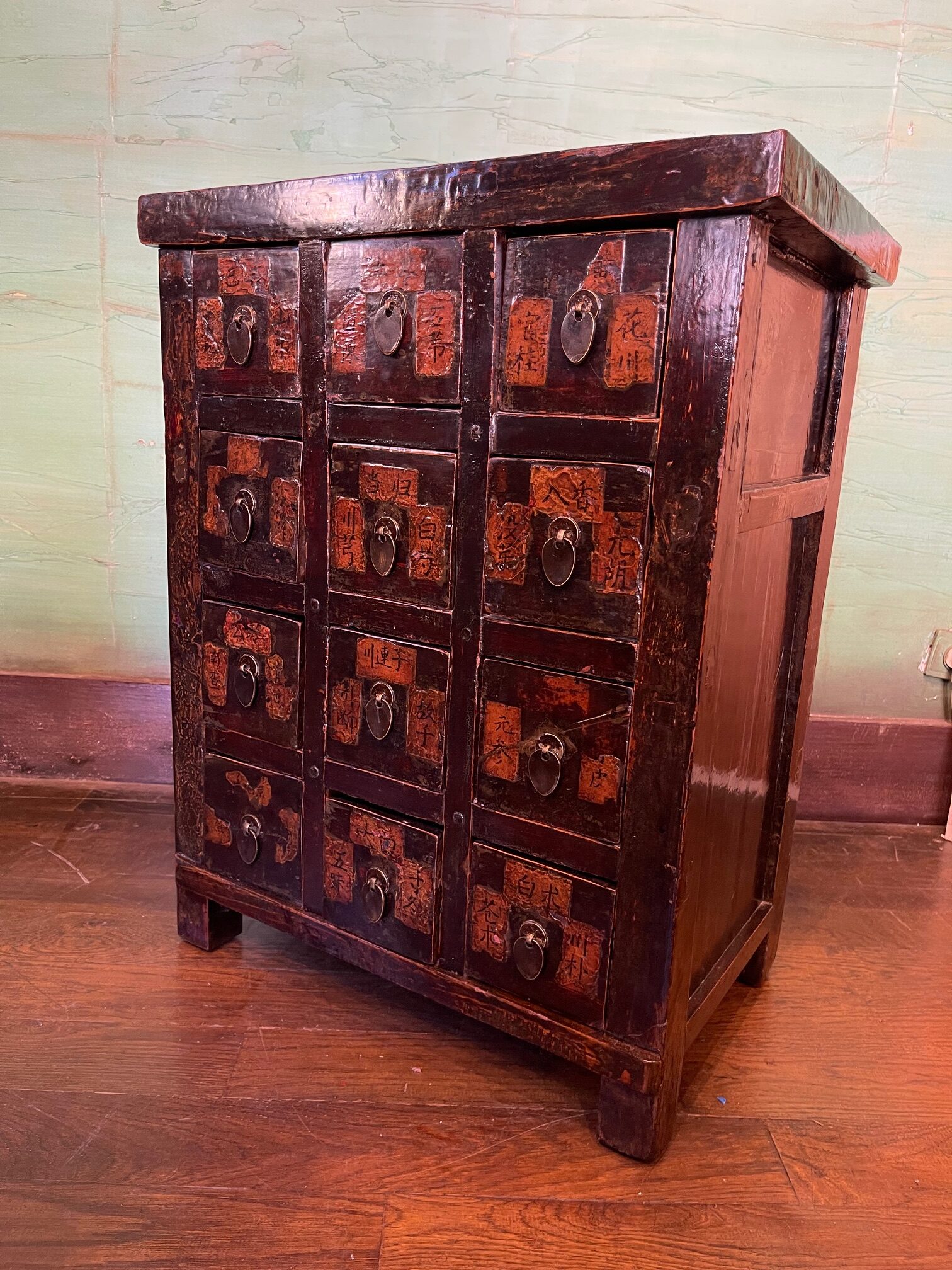 Meuble d’apothicaire ancien chinois