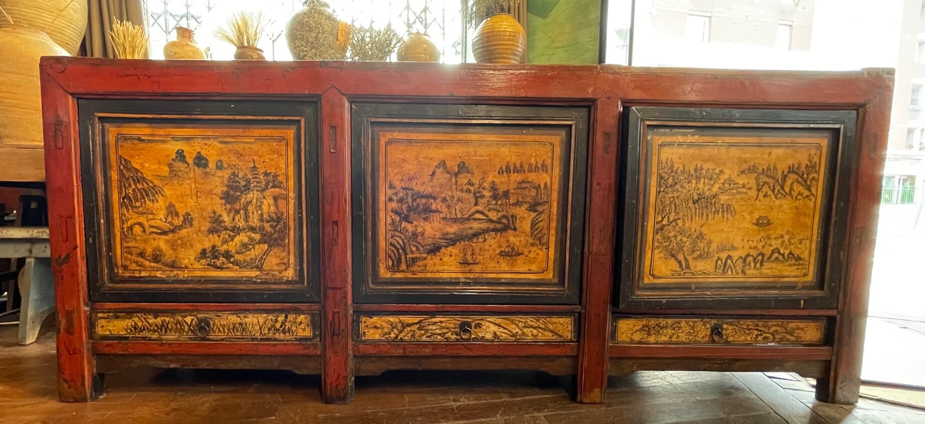 Buffet ancien 3 portes + 3 tiroirs